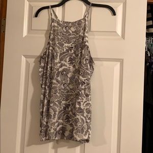 Sleeveless flowing top